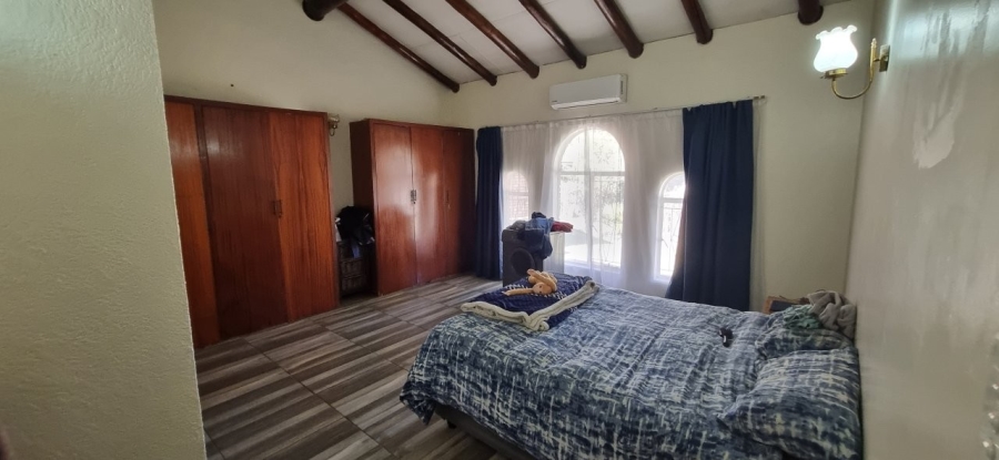 5 Bedroom Property for Sale in Elandsrand North West